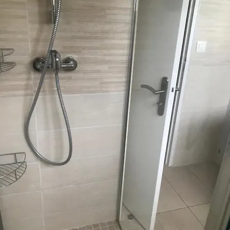 ベッド・アンド・ブレックファスト Chez Sophie Et Bernard